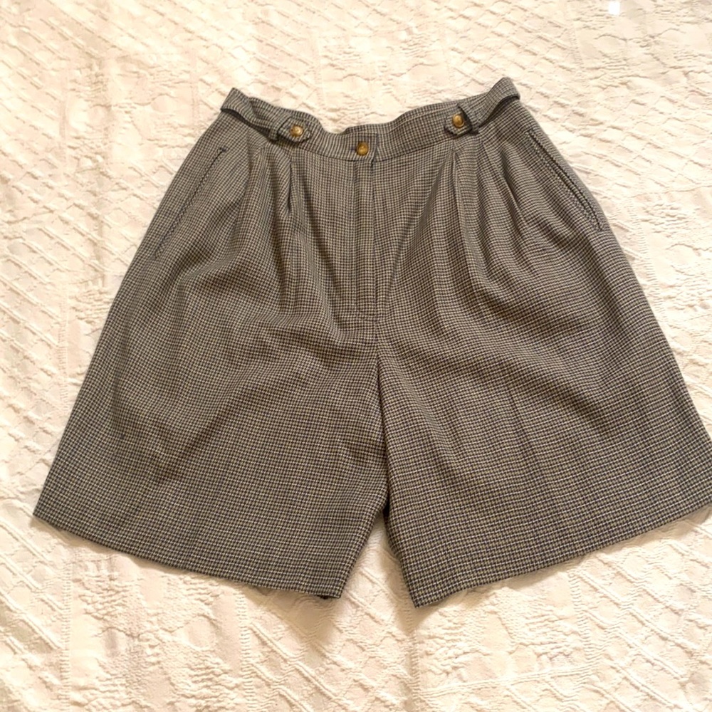 VTG JHC size 12 women’s wool blend steel blue & taupe check lined walking shorts